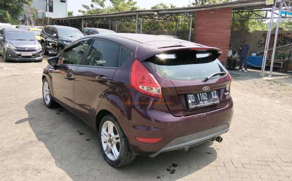 FORD  FIESTA 1.6L AT S