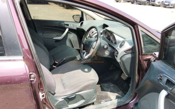 FORD  FIESTA 1.6L AT S