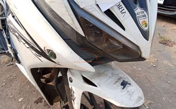 HONDA CBR 150 R