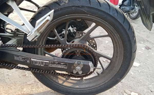 HONDA CBR 150 R