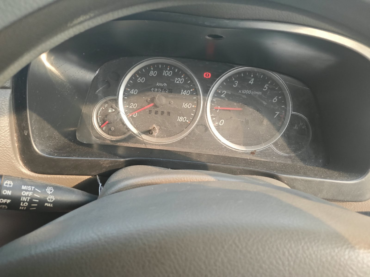 TOYOTA  AVANZA  1.3 G
