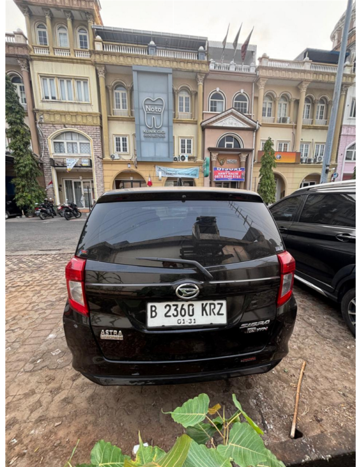 DAIHATSU  SIGRA  M