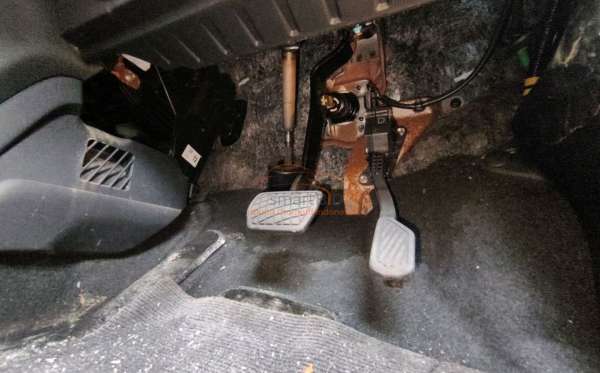TOYOTA AVANZA 1.3 E