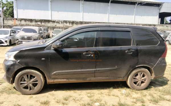TOYOTA AVANZA 1.3 G