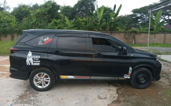 TOYOTA AVANZA 1.3 E