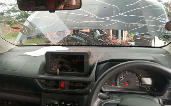 TOYOTA AVANZA 1.3 E