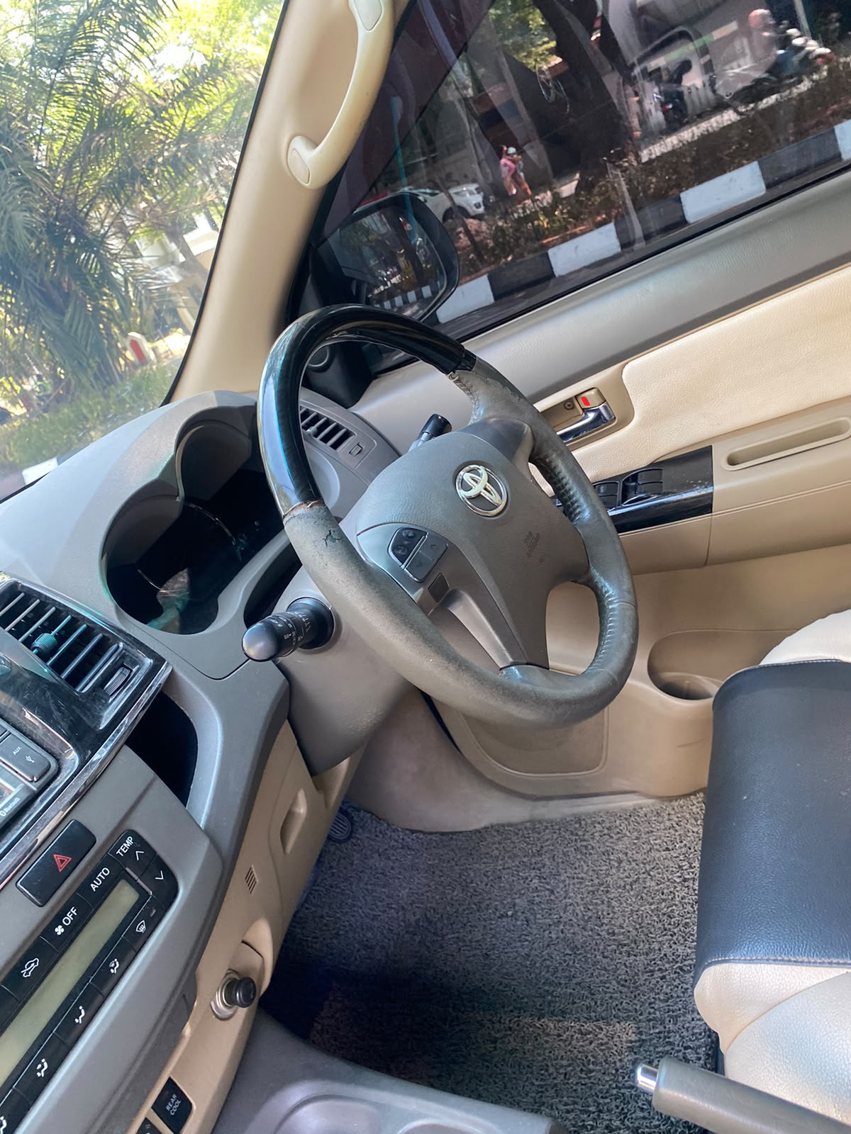 TOYOTA FORTUNER  G 2.5