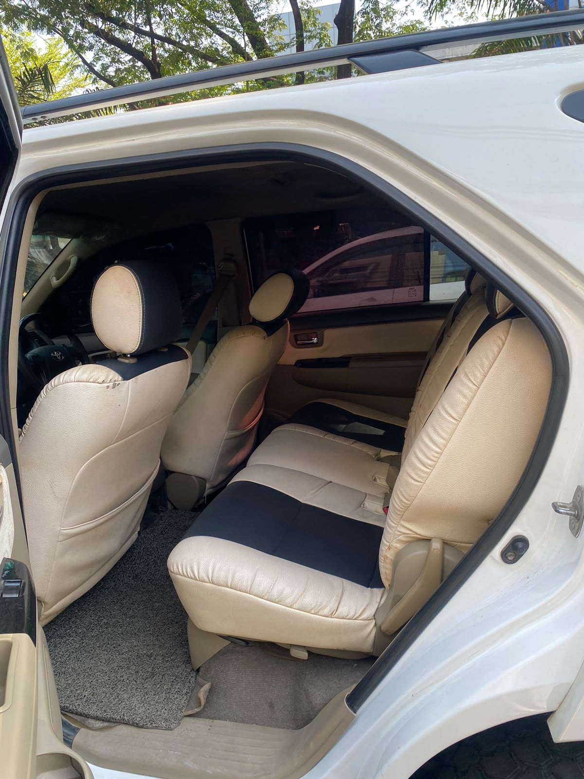 TOYOTA FORTUNER  G 2.5