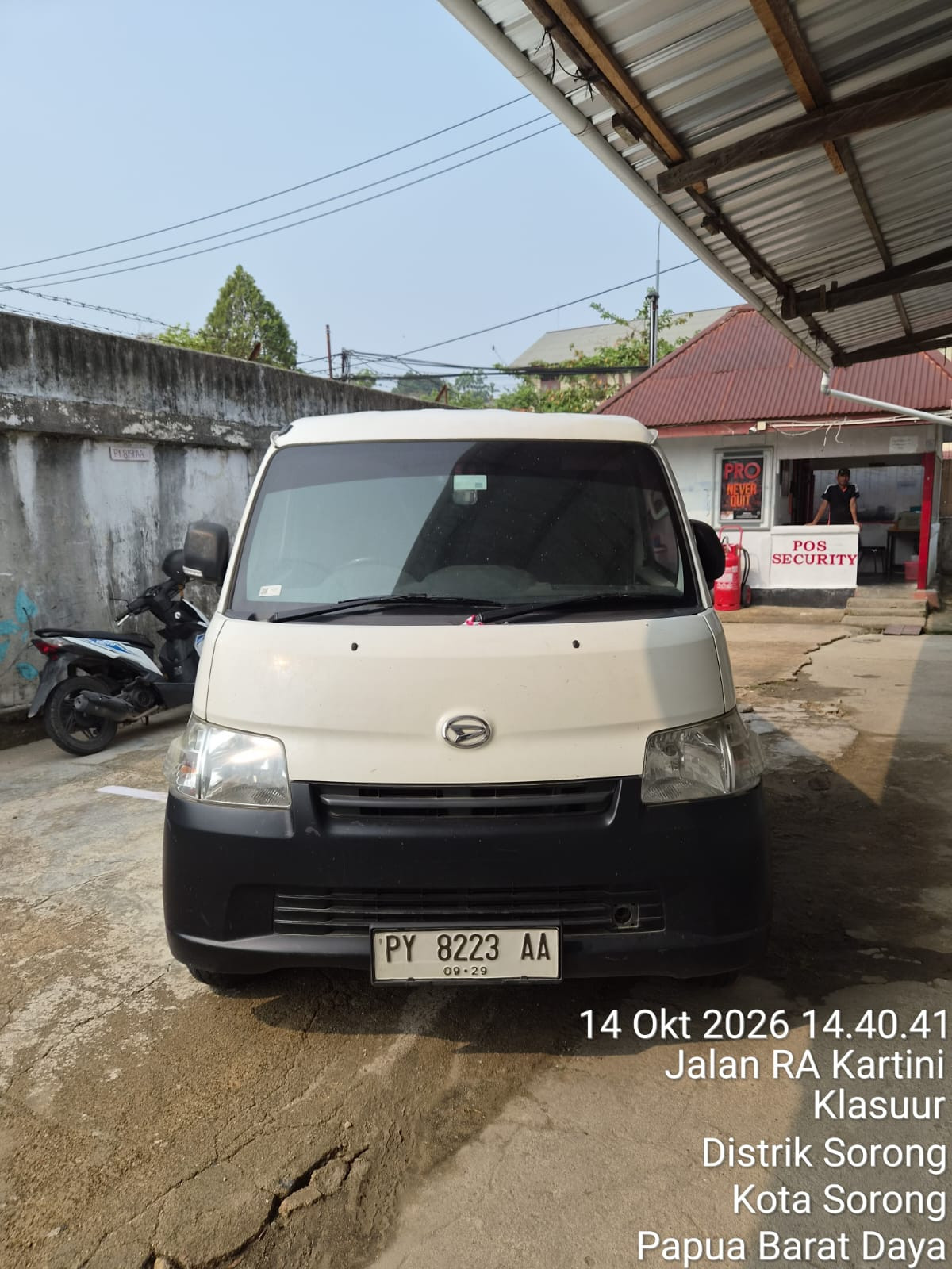 DAIHATSU GRAN MAX  BLIND VAN