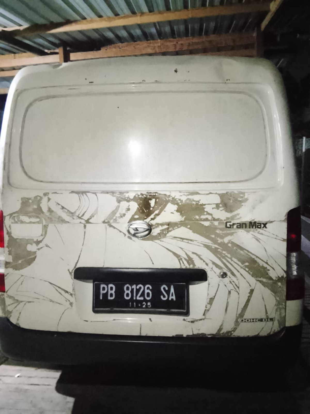 DAIHATSU GRAN MAX  BLIND VAN