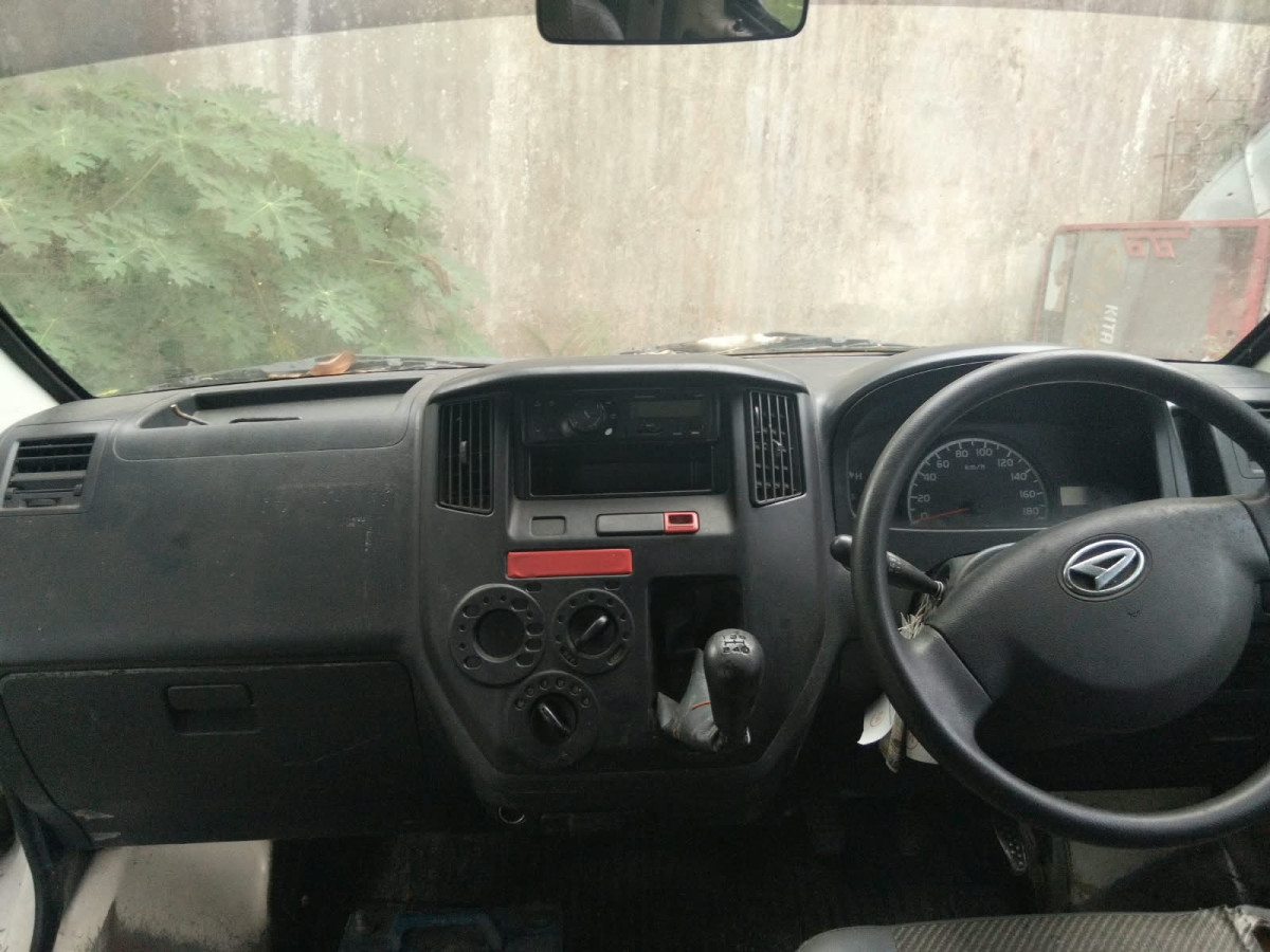 DAIHATSU GRAN MAX  BLIND VAN
