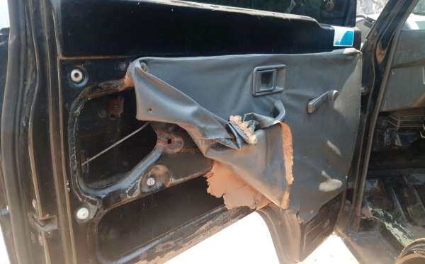 MITSUBISHI L300 PU FB-R (4X2)