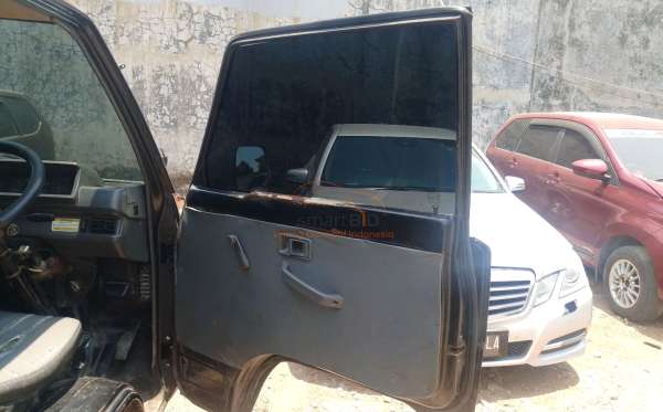 MITSUBISHI L300 PU FB-R (4X2)
