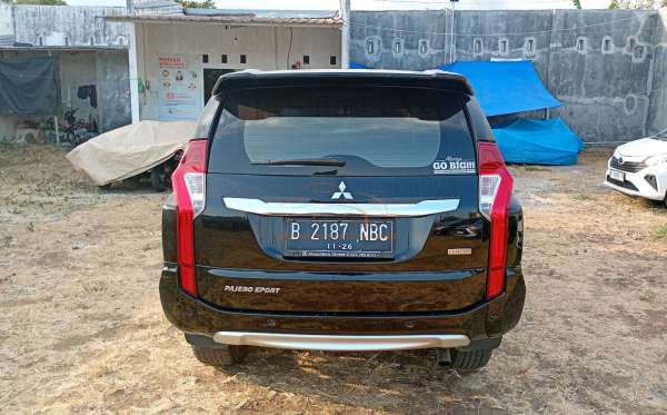MITSUBISHI  PAJERO  SPORT 2.4L DAKAR-L (4X2)