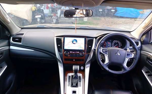 MITSUBISHI  PAJERO  SPORT 2.4L DAKAR-L (4X2)