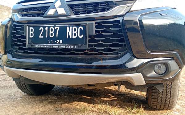MITSUBISHI  PAJERO  SPORT 2.4L DAKAR-L (4X2)