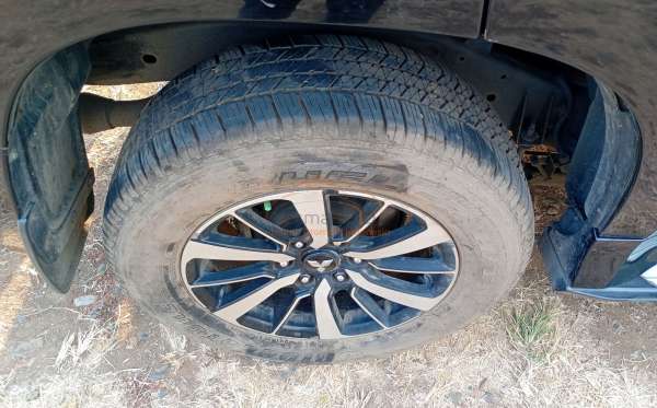 MITSUBISHI  PAJERO  SPORT 2.4L DAKAR-L (4X2)