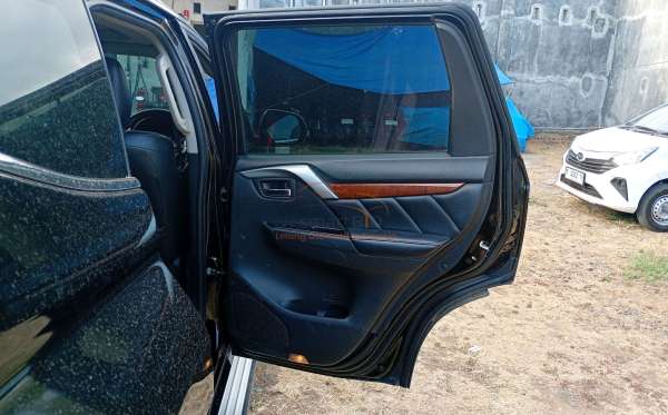 MITSUBISHI  PAJERO  SPORT 2.4L DAKAR-L (4X2)