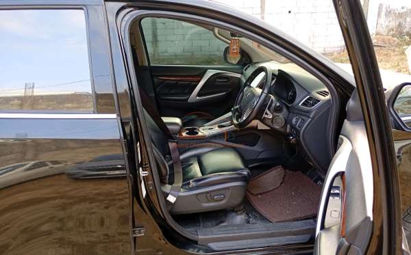 MITSUBISHI  PAJERO  SPORT 2.4L DAKAR-L (4X2)