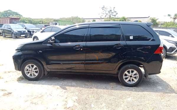 TOYOTA  AVANZA  1.3 G