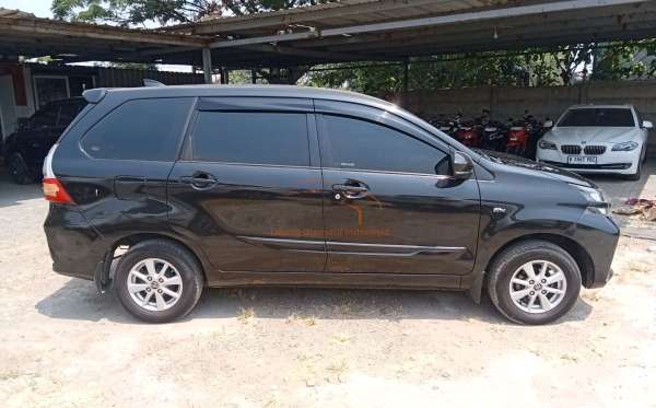 TOYOTA  AVANZA  1.3 G
