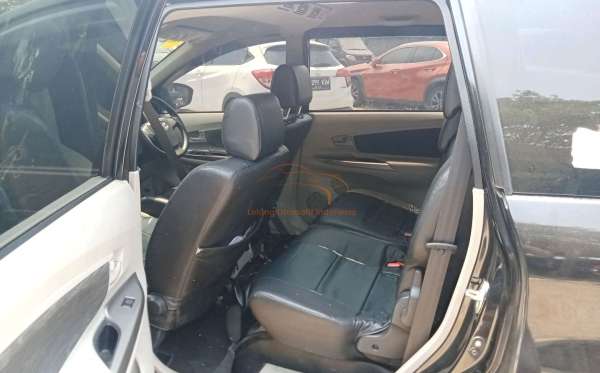 TOYOTA  AVANZA  1.3 G