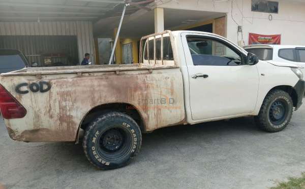 TOYOTA HILUX PICK UP