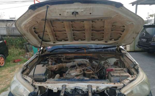 TOYOTA HILUX PICK UP