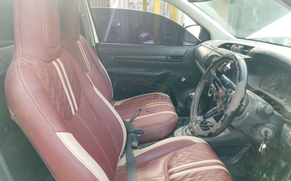 TOYOTA HILUX PICK UP