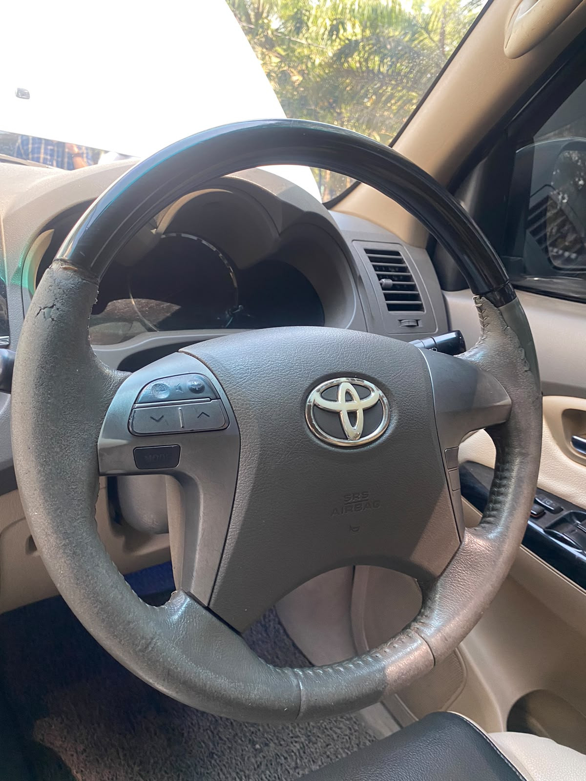TOYOTA FORTUNER  G 2.5