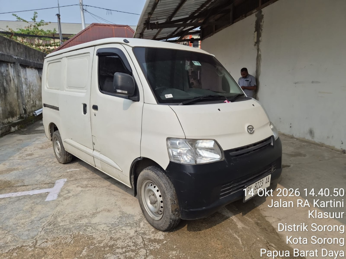 DAIHATSU GRAN MAX  BLIND VAN