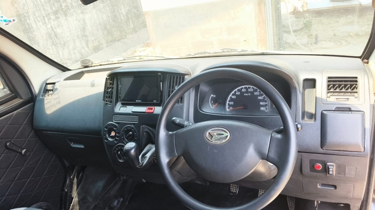 DAIHATSU GRAN MAX BLIND VAN