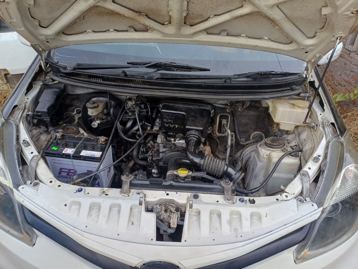 DAIHATSU  XENIA