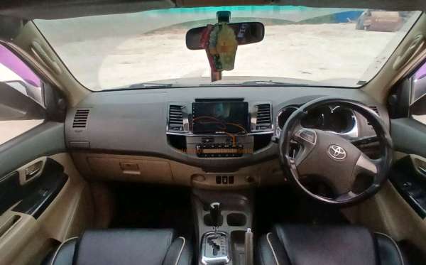 TOYOTA FORTUNER 2.7 G LUX