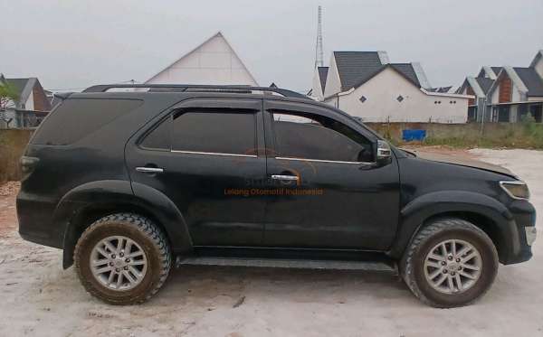 TOYOTA FORTUNER 2.7 G LUX