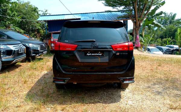 TOYOTA KIJANG INNOVA V