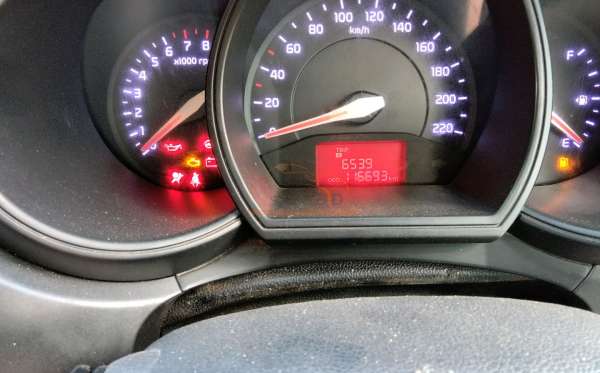 KIA  RIO  1.4