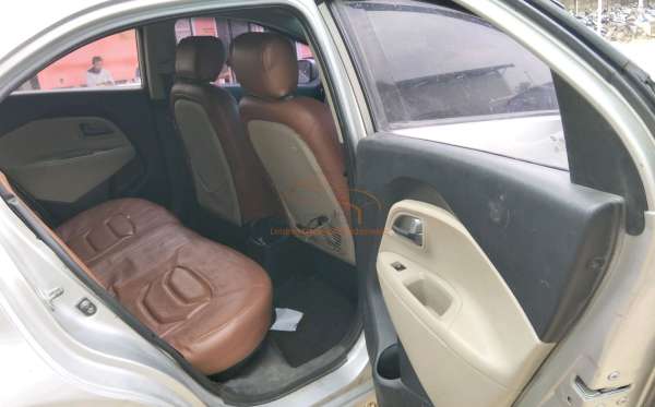 KIA  RIO  1.4