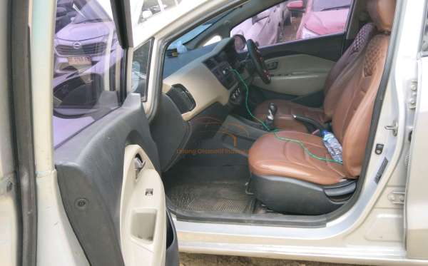 KIA  RIO  1.4
