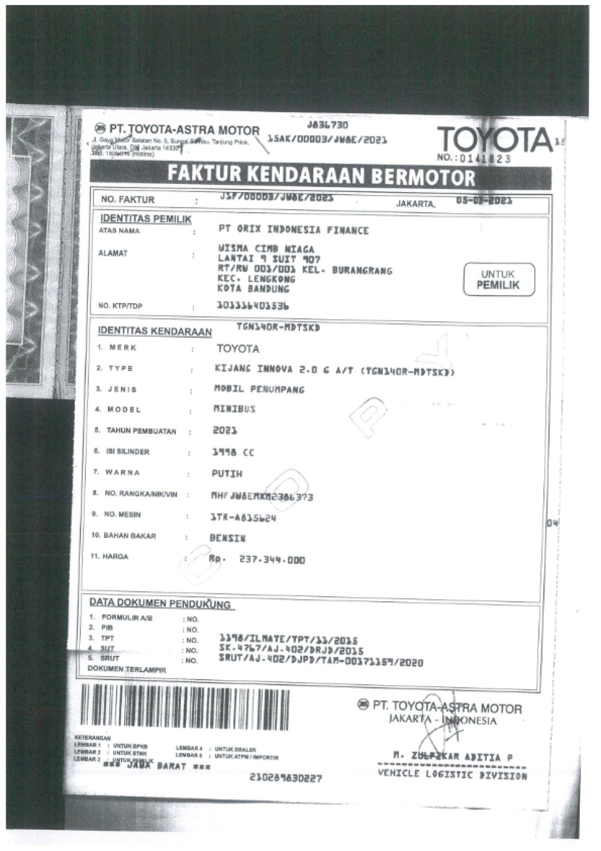 TOYOTA INNOVA G