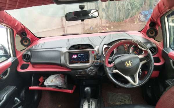 HONDA JAZZ GE8 1.5 E