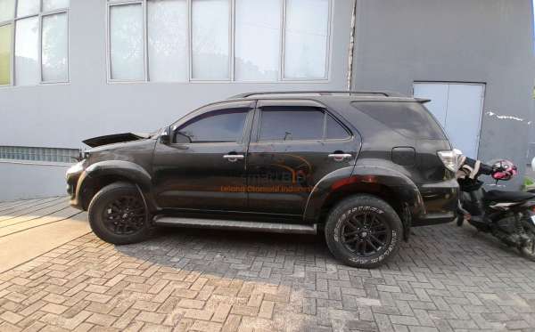 TOYOTA FORTUNER