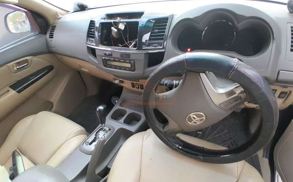 TOYOTA FORTUNER