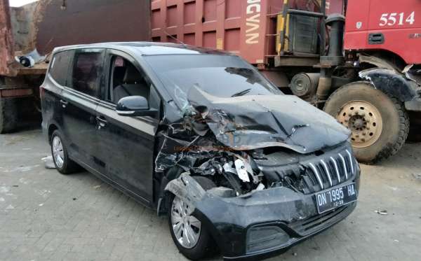 WULING CONFERO 1.5 (4X2)