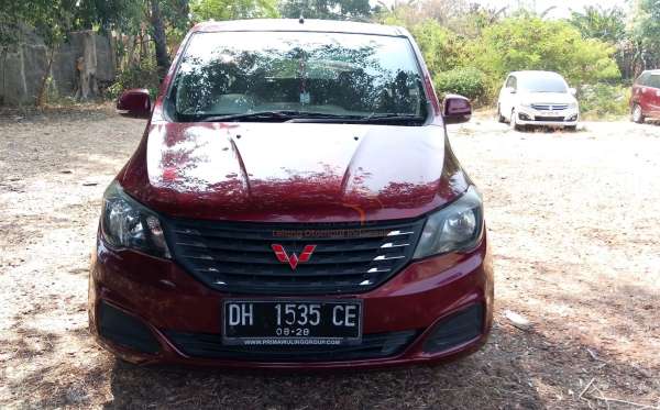 WULING CONFERO
