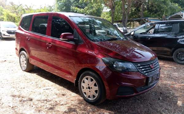 WULING CONFERO
