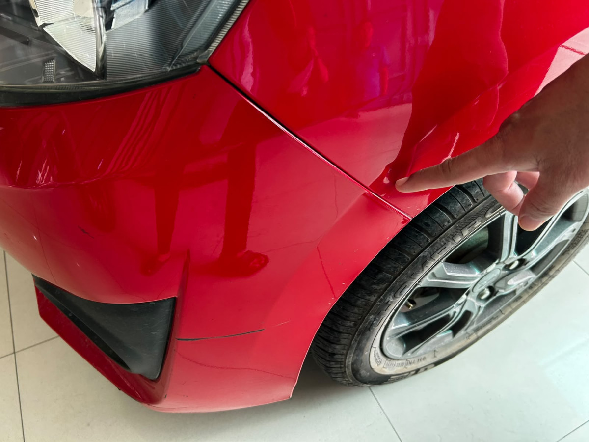 DAIHATSU  AYLA  1.0 X