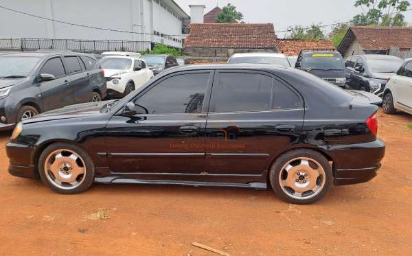 HYUNDAI AVEGA