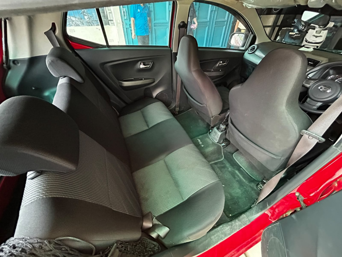 DAIHATSU  AYLA  1.0 X
