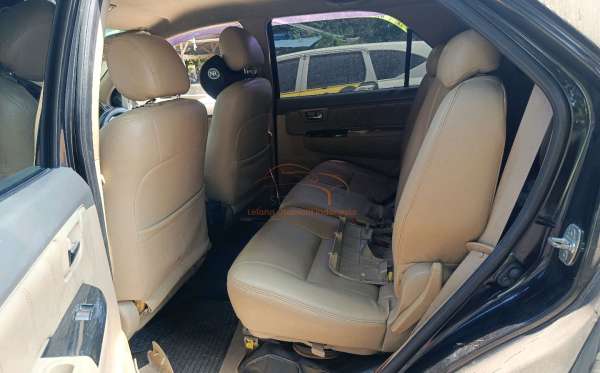 TOYOTA FORTUNER